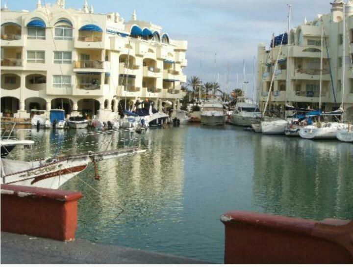Estudio Sagitario Benalmádena Kültér fotó
